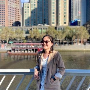 Meet your Posher, Ngọc